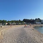 شقة Jelena - Cozy Two Bedroom Only 70m From The Beach, Diklo -